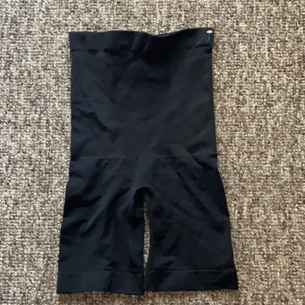 Empetua by Shapermint High Waisted Shaper Shorts Size S Black NWOT
